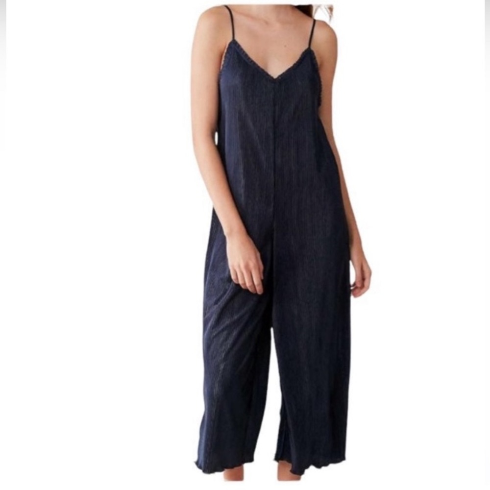 URBAN OUTFITTERS NAVY JUMPSUIT
